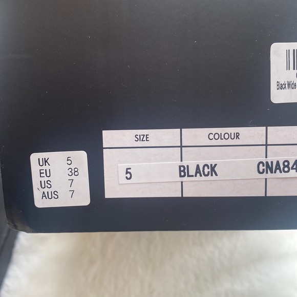 NWT pretty little thing black block heels size 7 - Picture 5 of 5